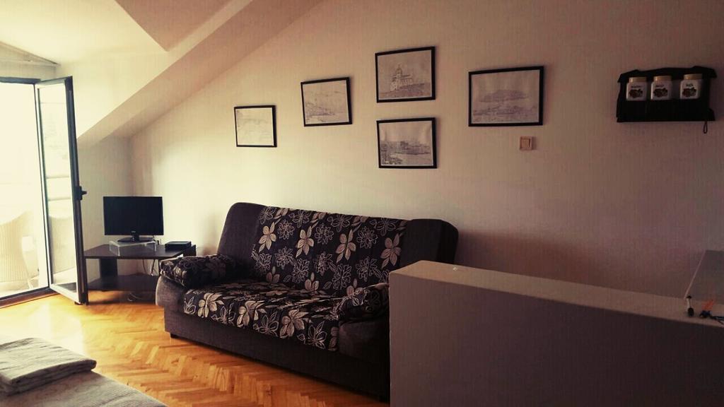 Apartment The Royal Pg Подгорица Экстерьер фото